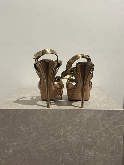 Sandales Miu Miu dorées T.38