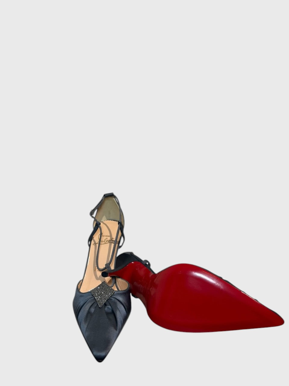 Escarpins Christian Louboutin gris T.38