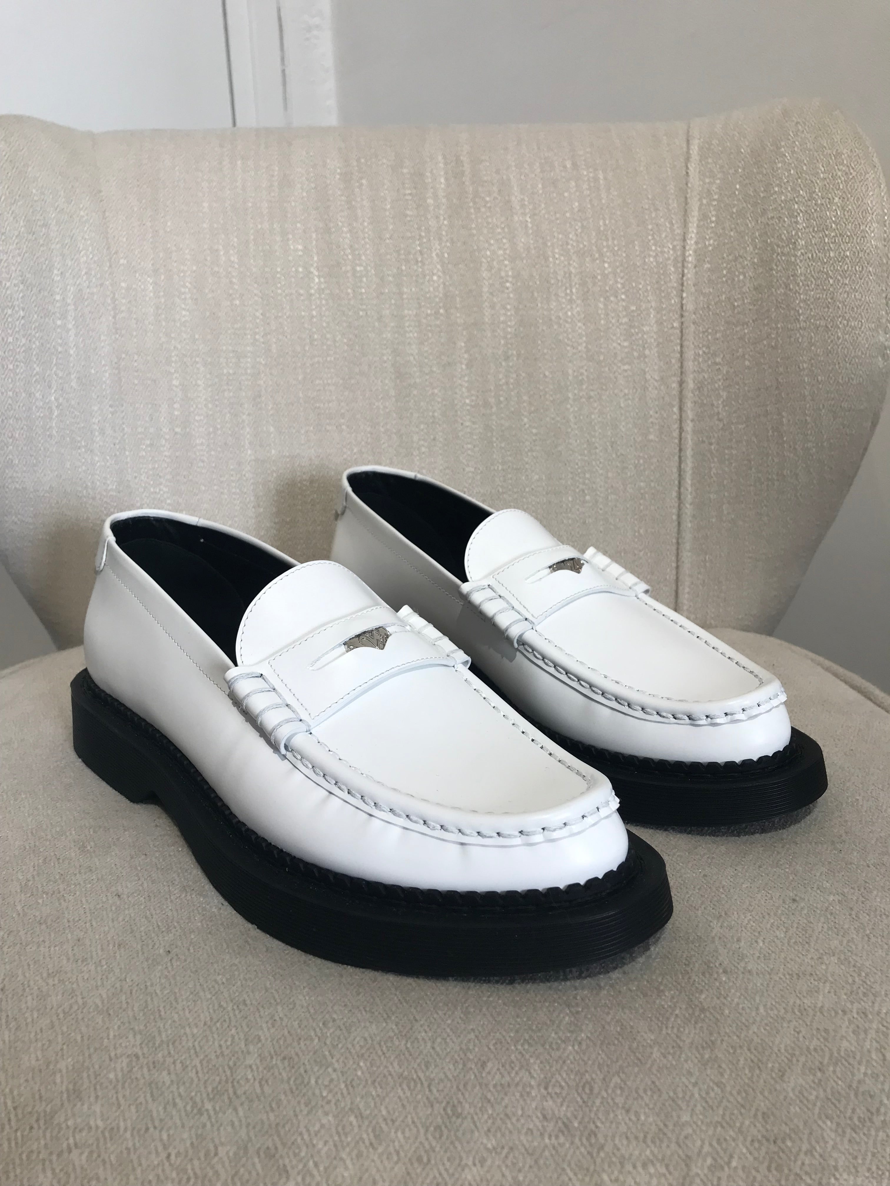 Mocassins Saint Laurent blancs T.41 NEUFS Closet2Closet.Paris