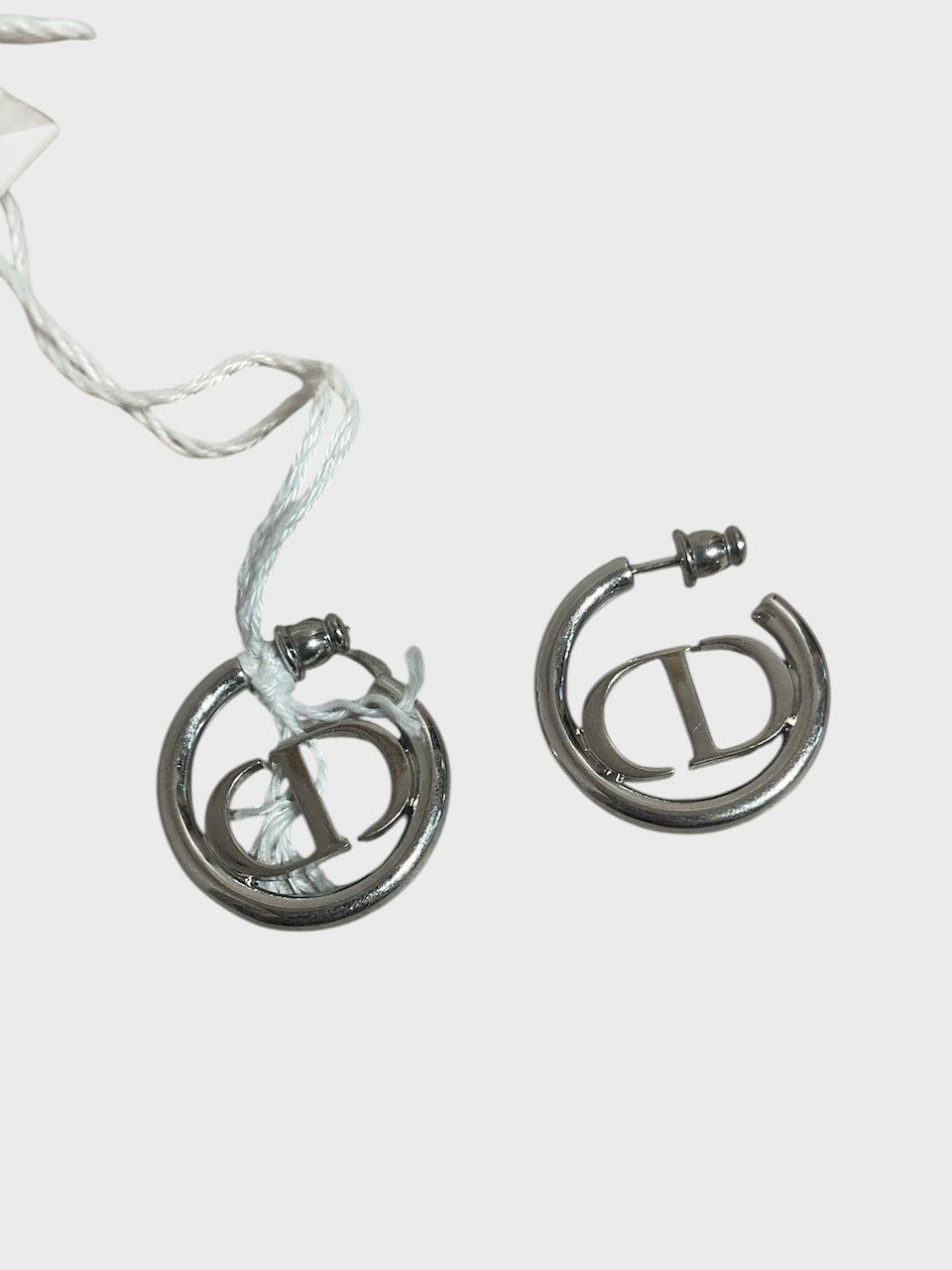 Boucles d'oreilles Dior 30 Montaigne