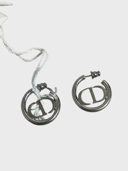 Boucles d'oreilles Dior 30 Montaigne