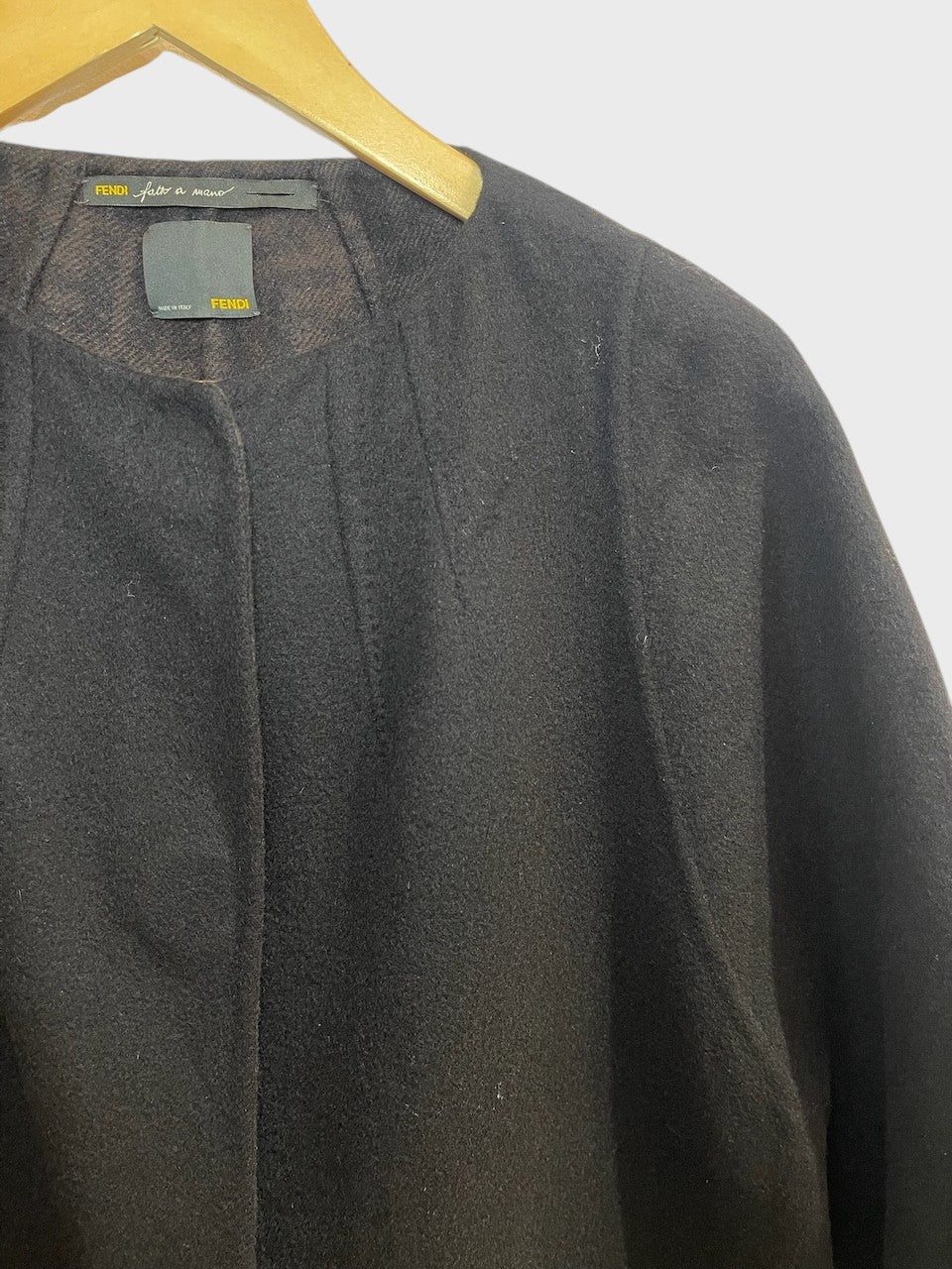 Cape Fendi noire T.36