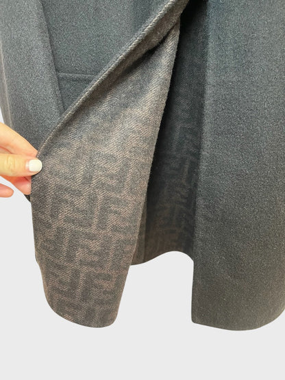 Cape Fendi noire T.36