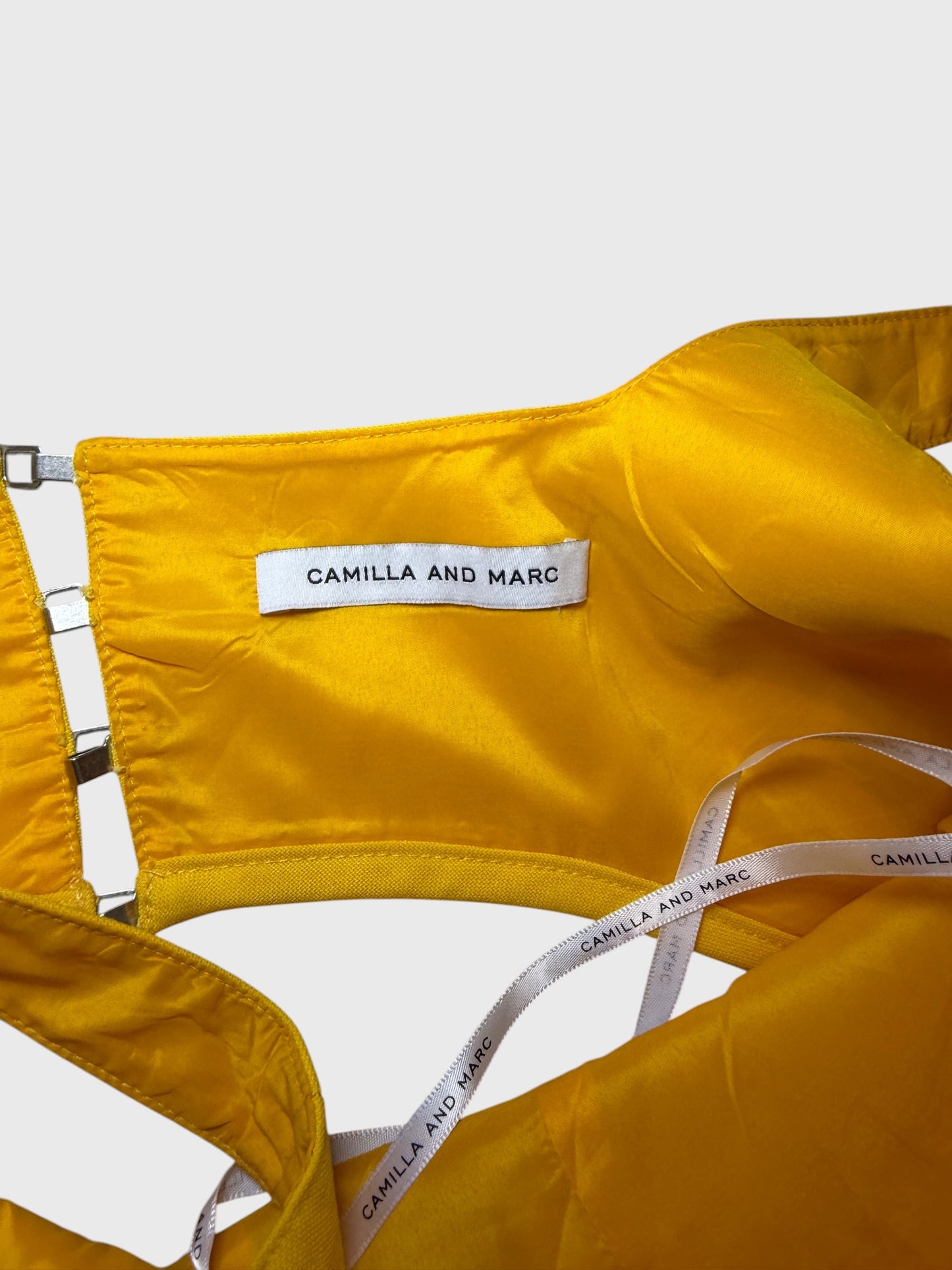 Robe Camilla and Marc T.38