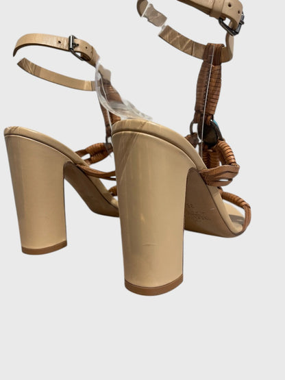 Sandales Valentino beiges T.35