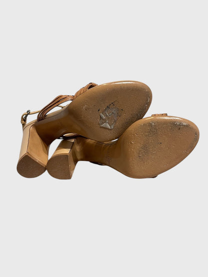 Sandales Valentino beiges T.35