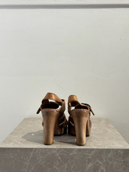 Sandales Chloé camel T.37