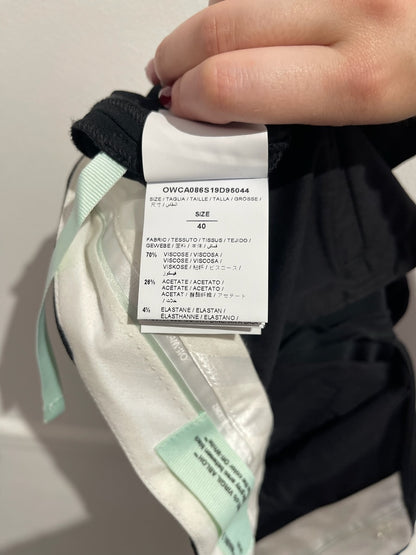 Pantalon capri Off-White noir T.36