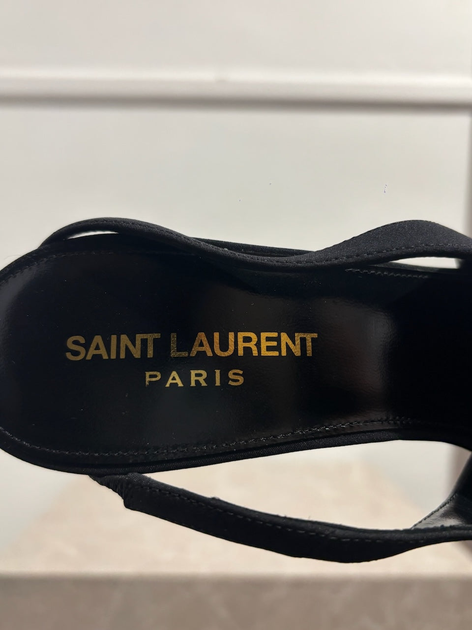 Escarpins Saint Laurent Avenue T.39,5 NEUFS