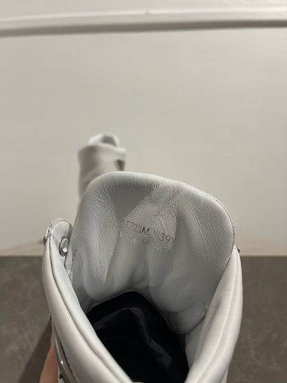 Baskets Prada Downtown T.39,5