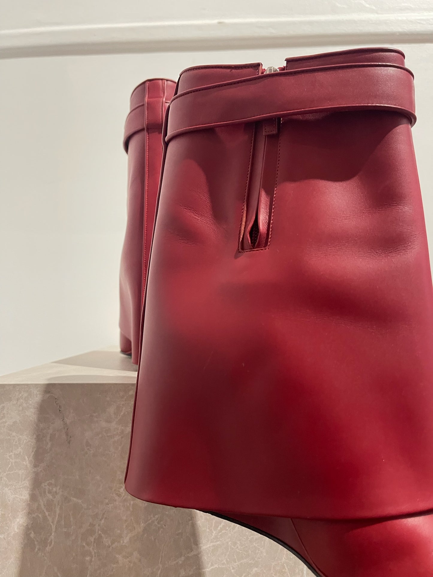 Bottines Givenchy Shark T.41