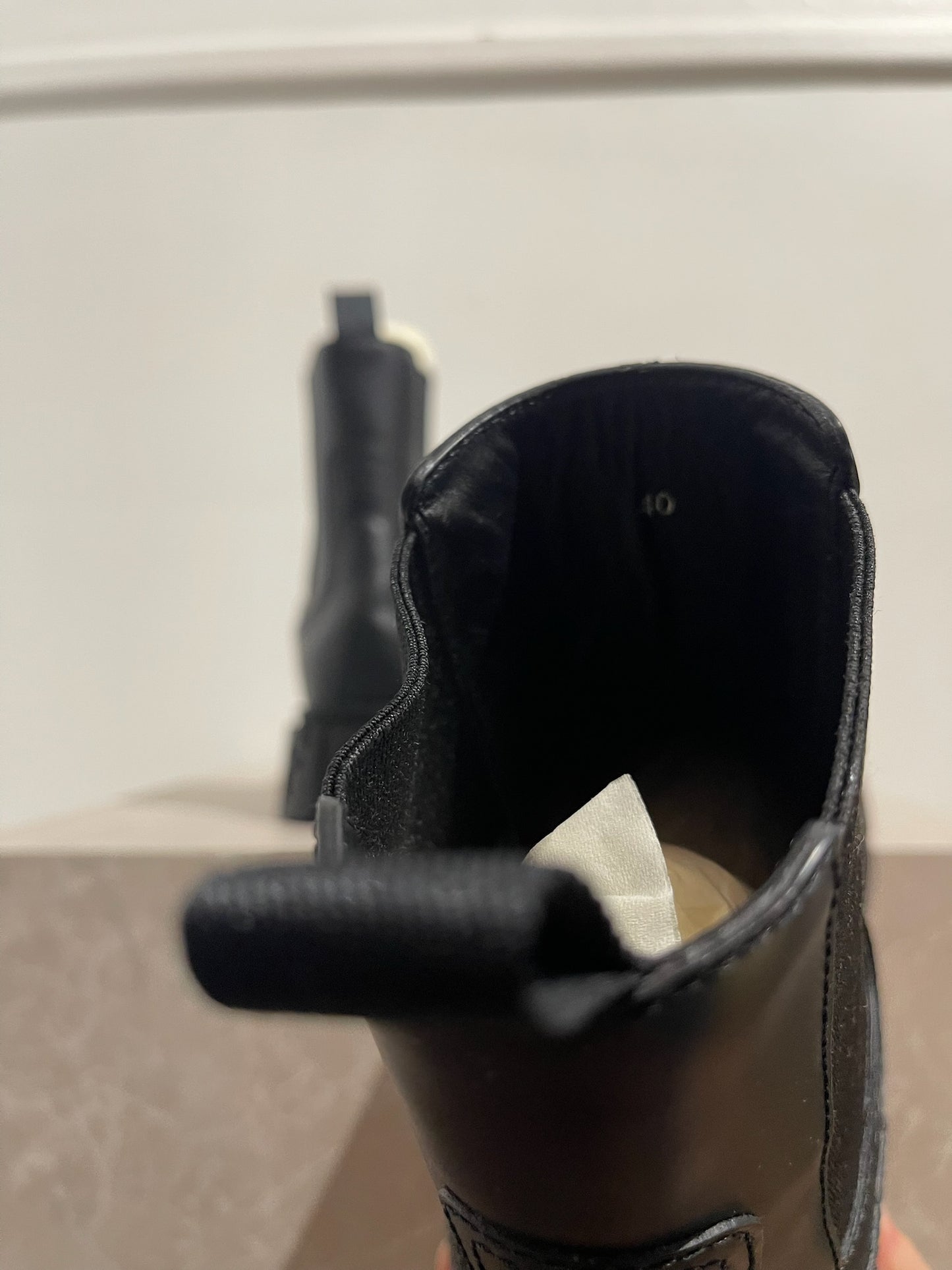 Bottines Fendi noires T.40