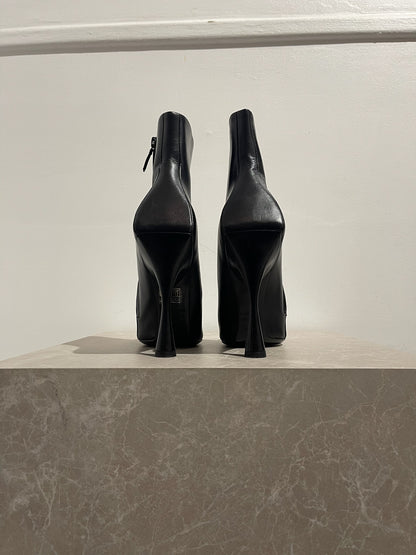 Escarpins Balenciaga Knife noir T.40