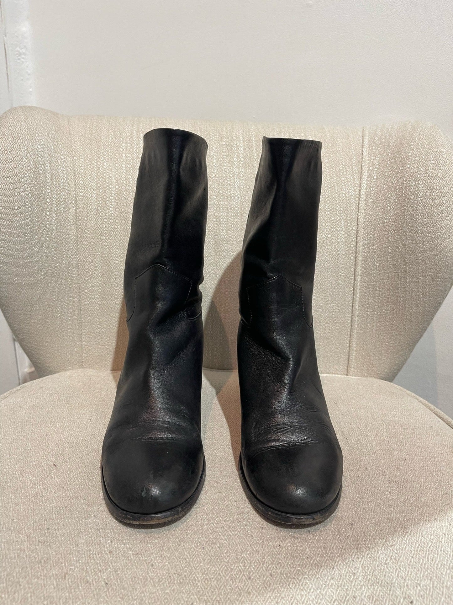 Bottines Chanel noires T.38