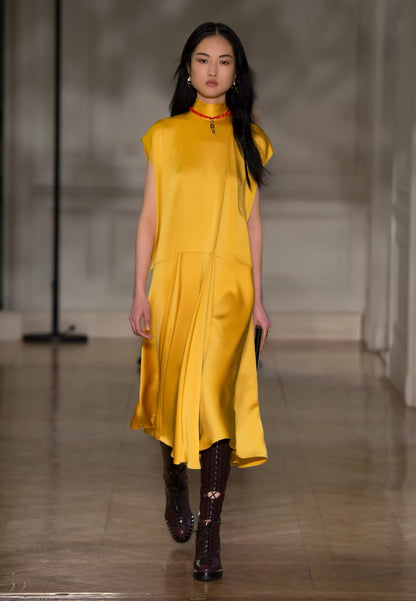 Robe Valentino jaune T.34