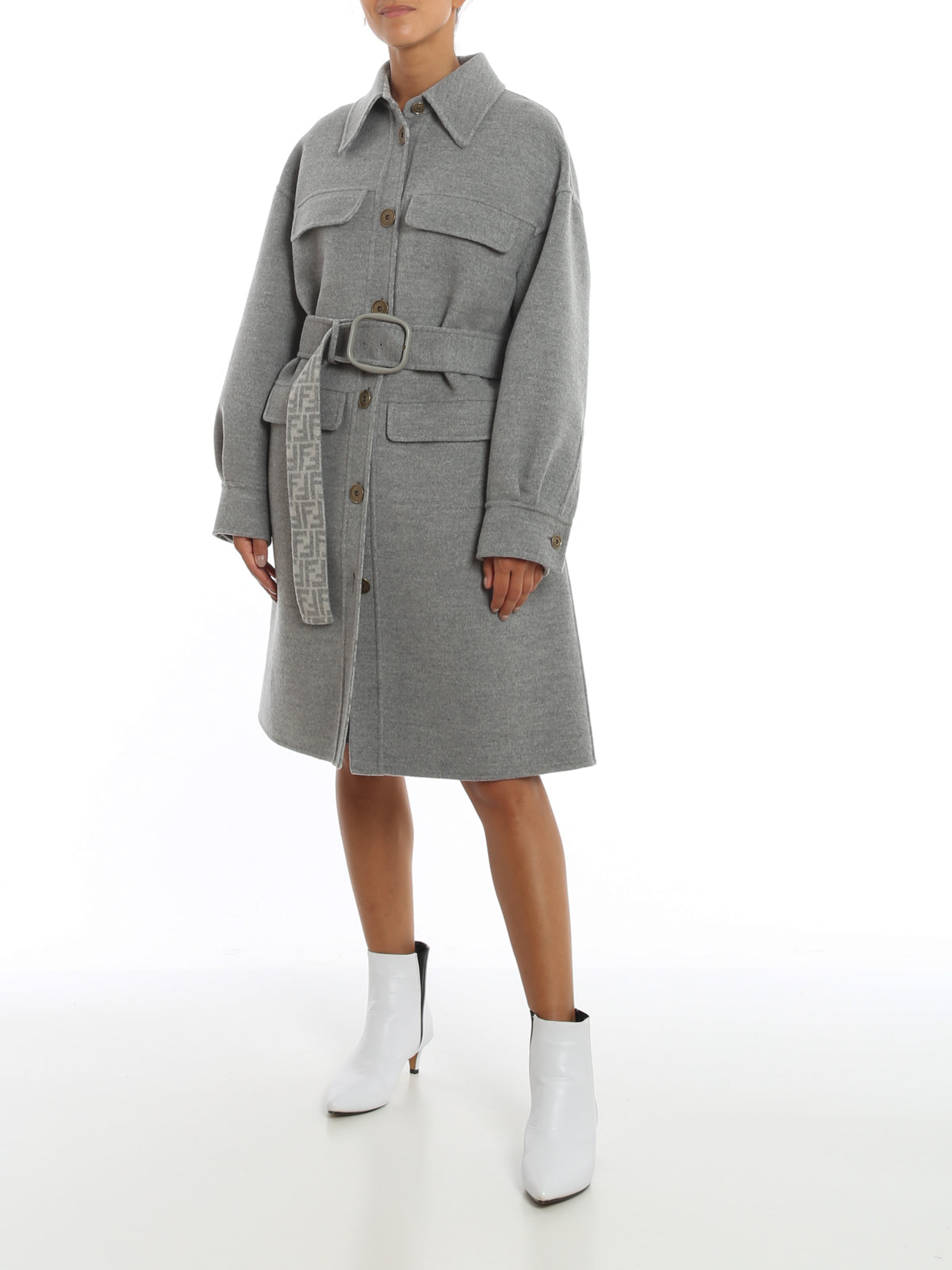 Manteau Fendi gris T.38