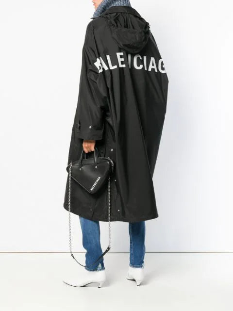 Veste impermeable Balenciaga T.36 – Closet2Closet.Paris