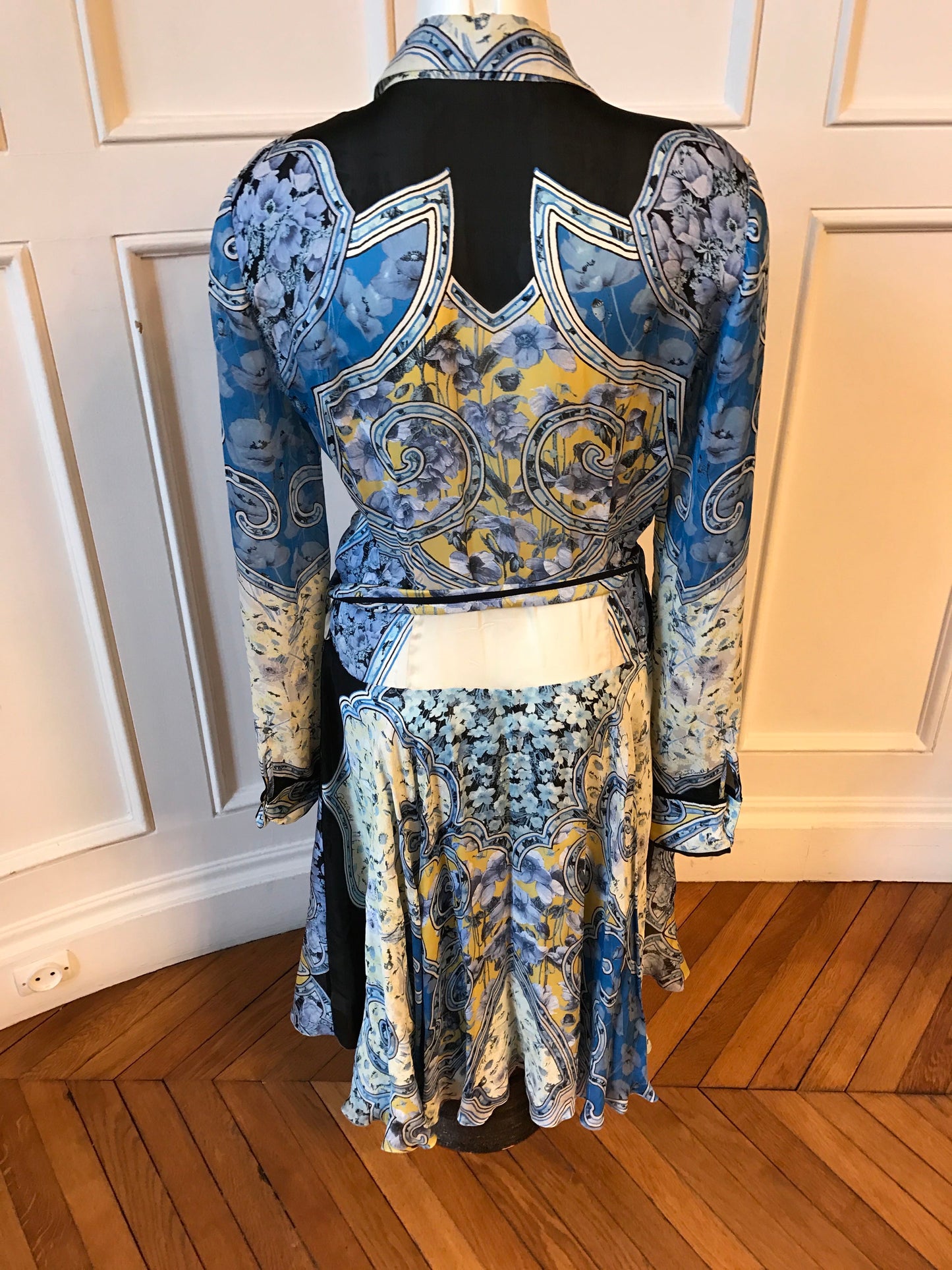 Robe Roberto Cavalli bleue T.38