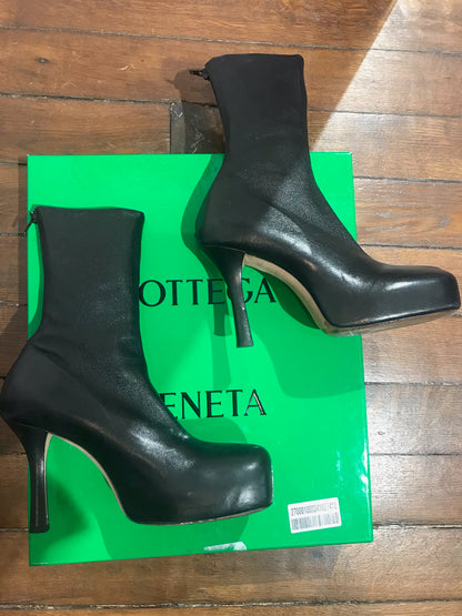 Bottines Bottega Veneta Bold noires T.41