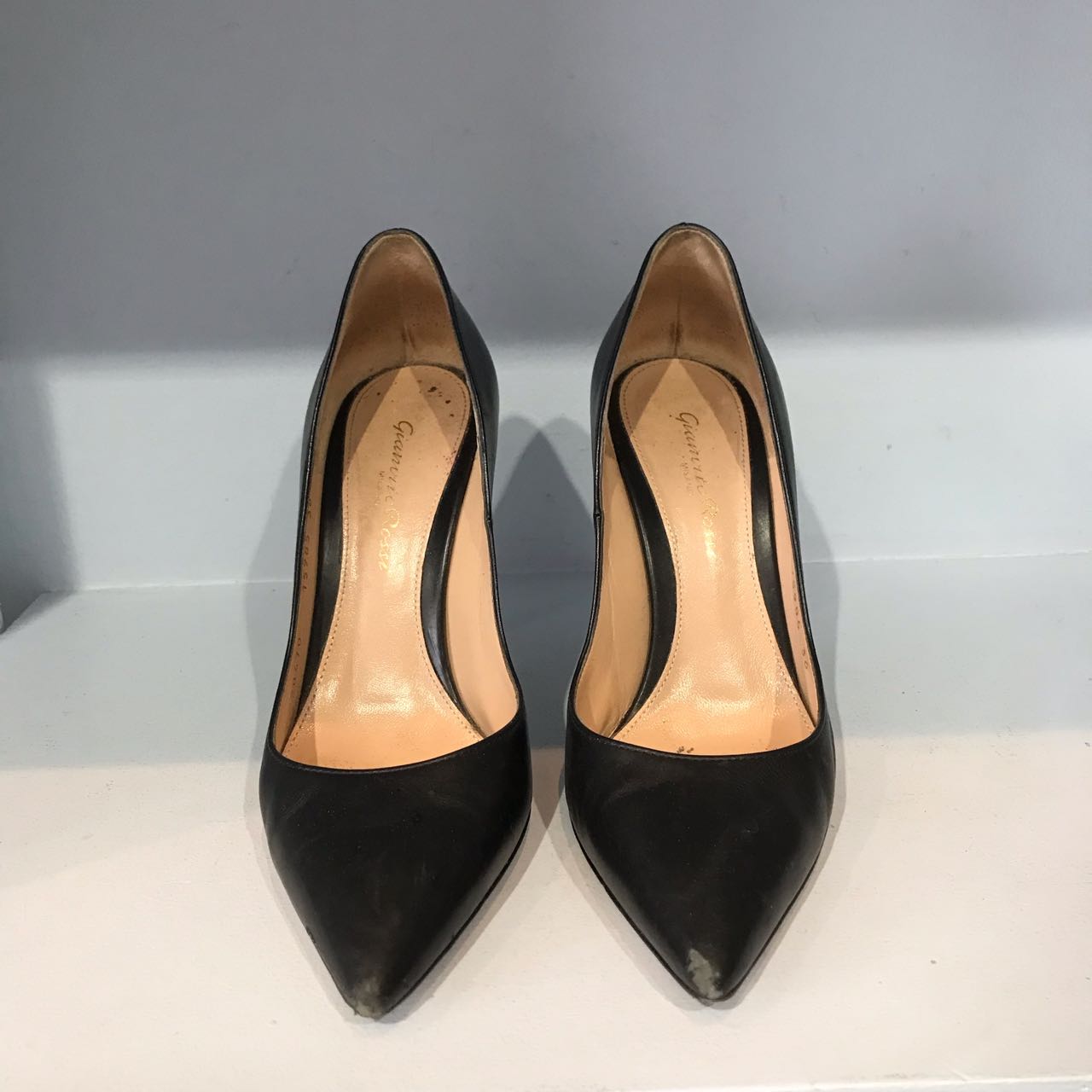 Escarpins Gianvito Rossi noirs T.36