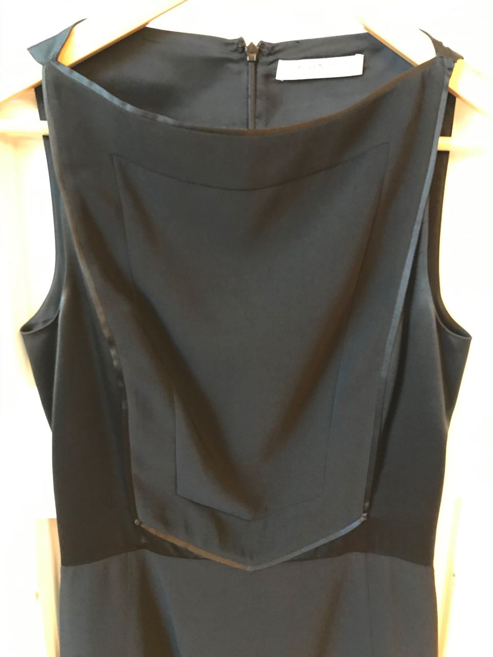 Robe Givenchy noire T.36