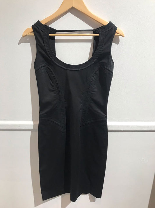 Robe Gucci noire T.36