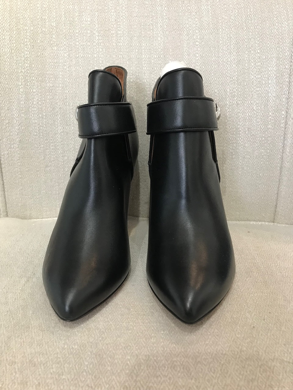 Boots Givenchy noires T.36,5