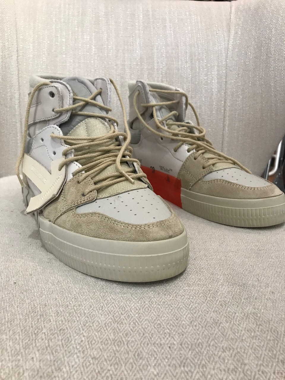Baskets Off-White T.38