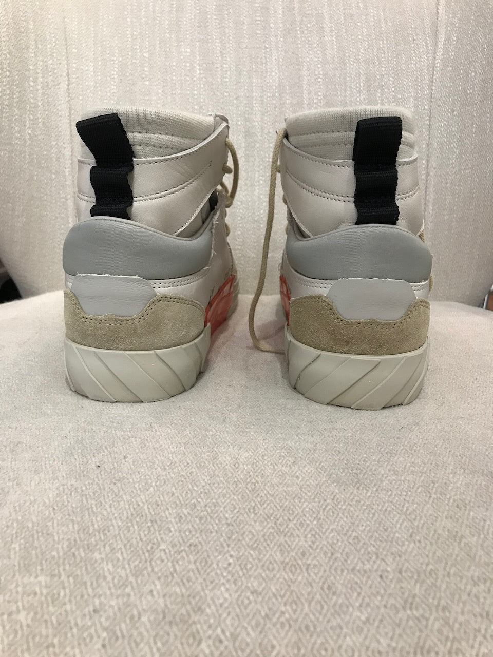 Baskets Off-White T.38