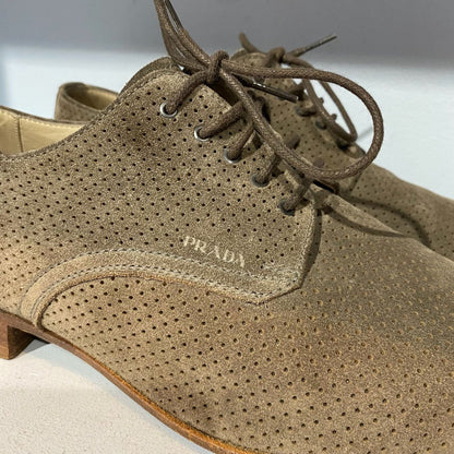 Chaussures Prada beiges T.39,5